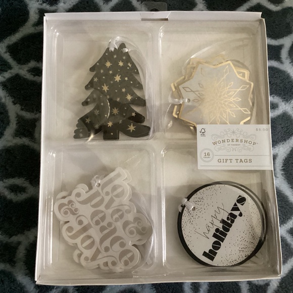 Wondershop Gift Tags Bundle 16 count/pack New - Picture 4 of 5